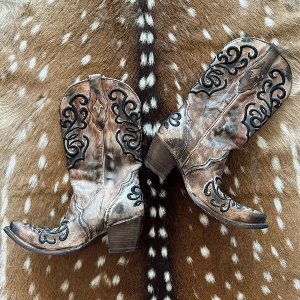 CORRAL WOMEN'S CORD STITCH COWGIRL BOOTS - SNIP TOE